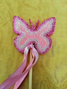 profil de la baguette papillon rose